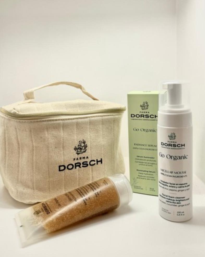 FACIAL CLEANSING AND BRIGHTENING PACK WITH GIFT  TOILETRY BAG