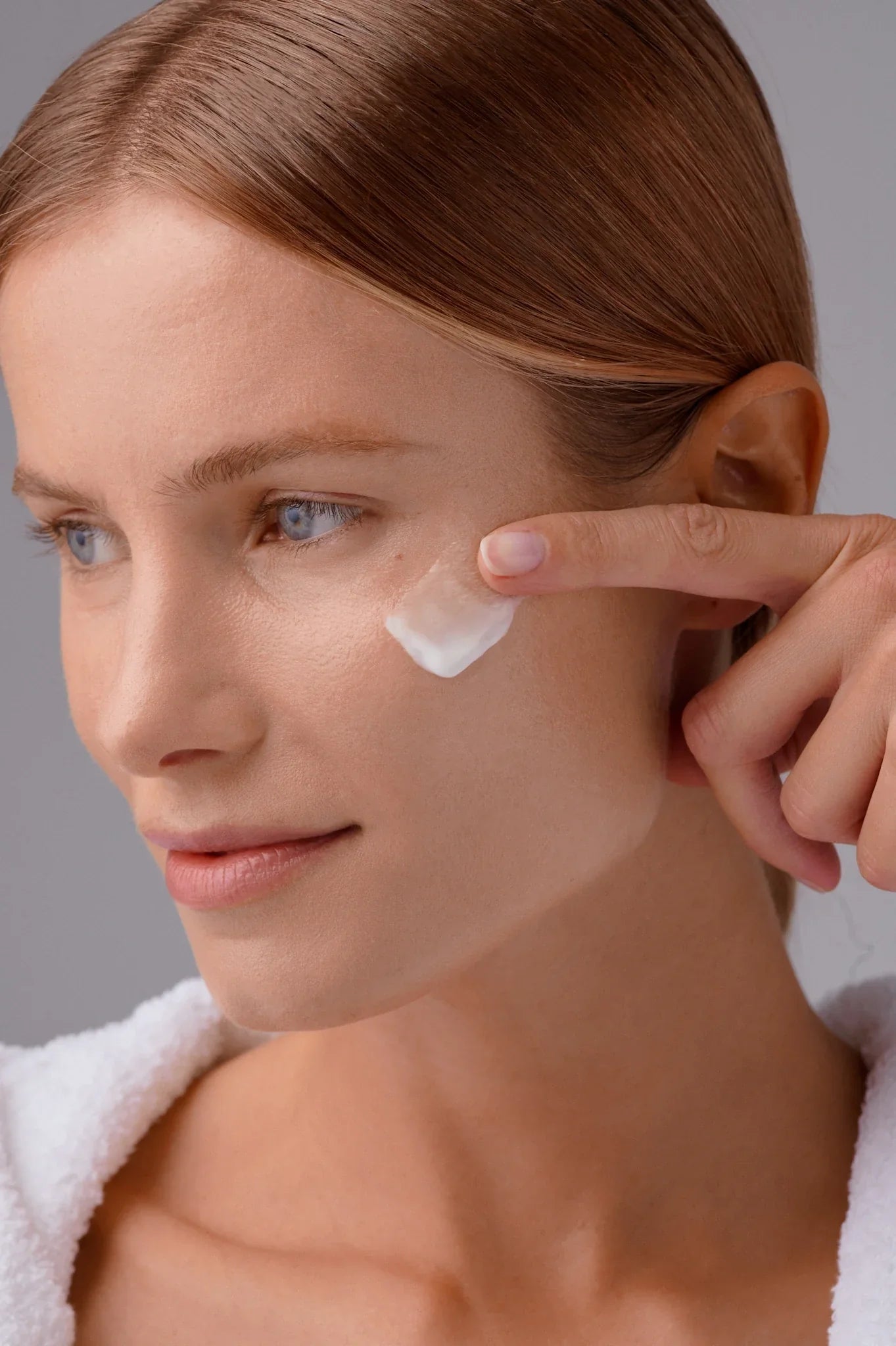 Cómo elegir y aplicar tu crema de noche | Blog FARMA DORSCH