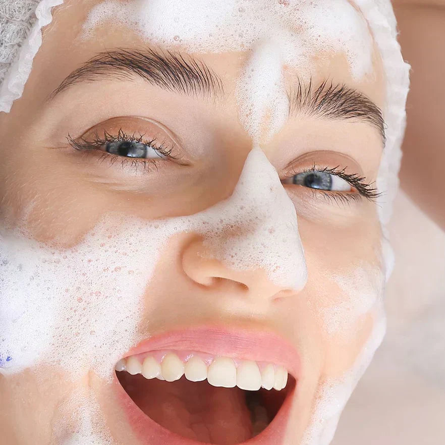 Limpieza facial con Dermo-Cleanser Gel FARMA DORSCH para piel mixta y grasa