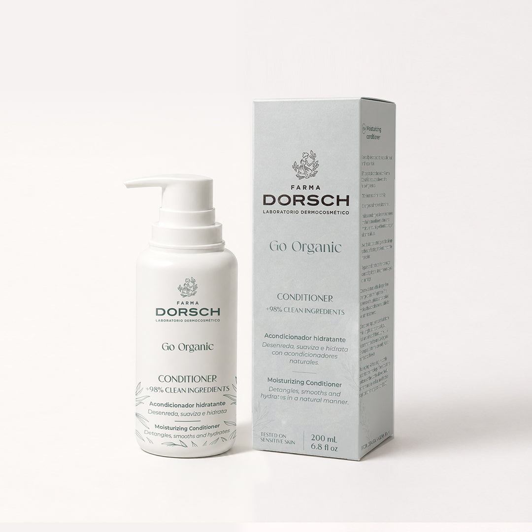 Envase con caja de ACONDICIONADOR GO ORGANIC de FARMA DORSCH, tratamiento capilar para cabello más suave, brillante y manejable.