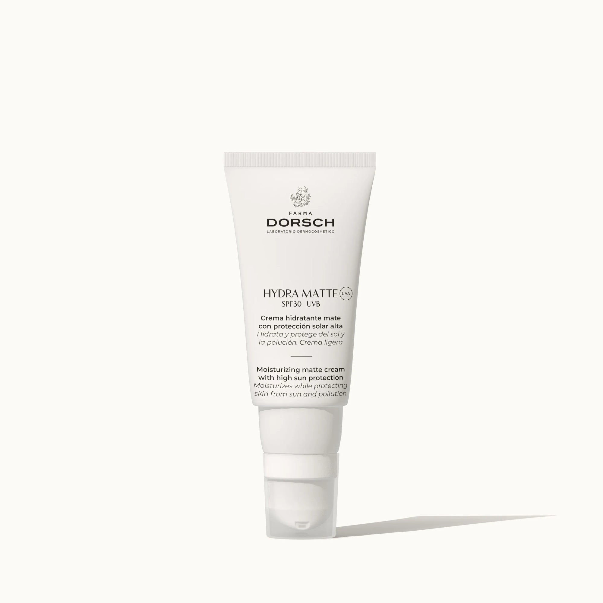Envase de crema con protección solar factor 30 con acido hialuronico, filtros solares, smithsonita y factor de crecimiento epitelial FARMA DORSCH para cara, cuello y escote.