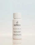 Producto Micellar Water +VIT C en tamaño mini talla/ formato viaje de FARMA DORSCH sobre un fondo blanco