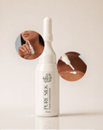 Aplicación de la ampolla PURE SILK de FARMA DORSCH, tratamiento facial con retinol y AHA para piel luminosa.