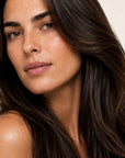 Cabello más fuerte y con más densidad tras una rutina capilar con HAIR LOSS SHAMPOO de FARMA DORSCH.