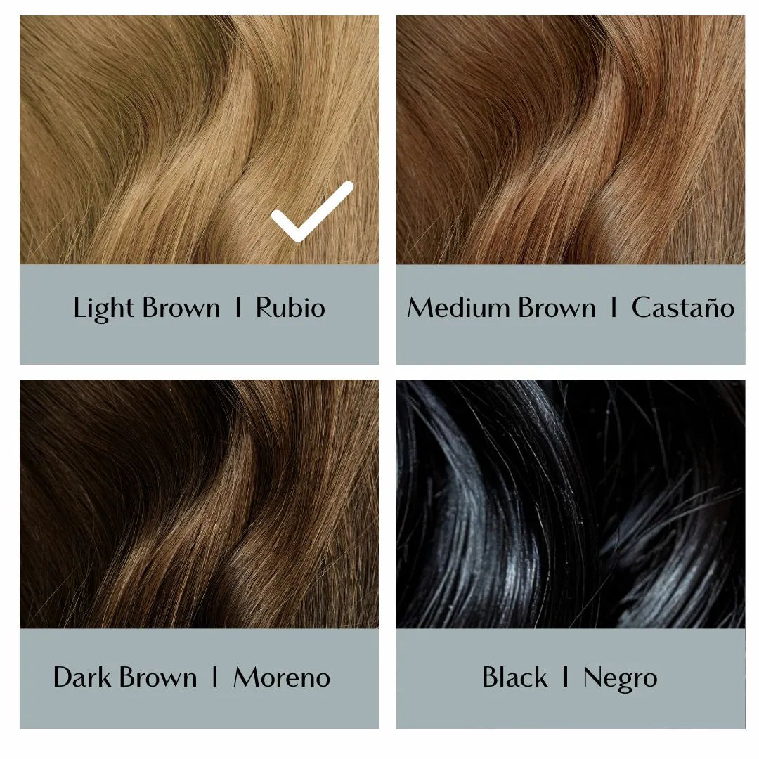 Cubre canas de FARMA DORSCH en stick. Fácil de usar y de llevar.  Aporta efecto de densidad en raíces finas. Ayuda a “rellenar” visualmente zonas ralas. Color  claro para pelo rubio.