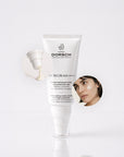 SPF50 de FARMA DORSCH junto a una rutina de protección solar facial para ciudad, playa o montaña.